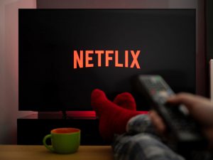 Netflix anuncia pérdida de 200 mil suscriptores